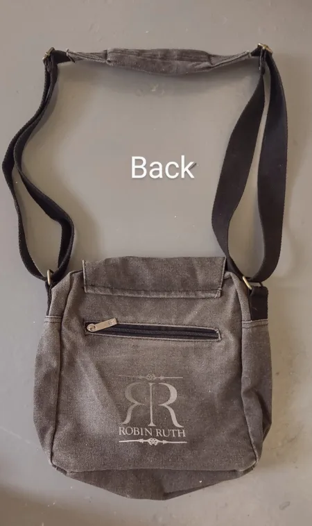 Robin Ruth Grey Canvas Crossbody Bag image indicator(6)