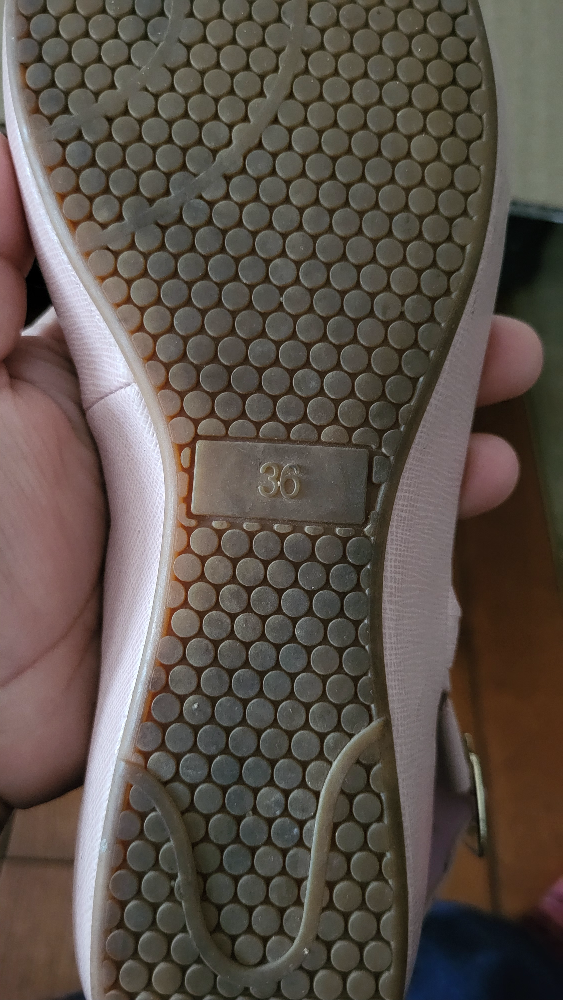 Women's Pink Buckle Sandals Size 36 - photo 3