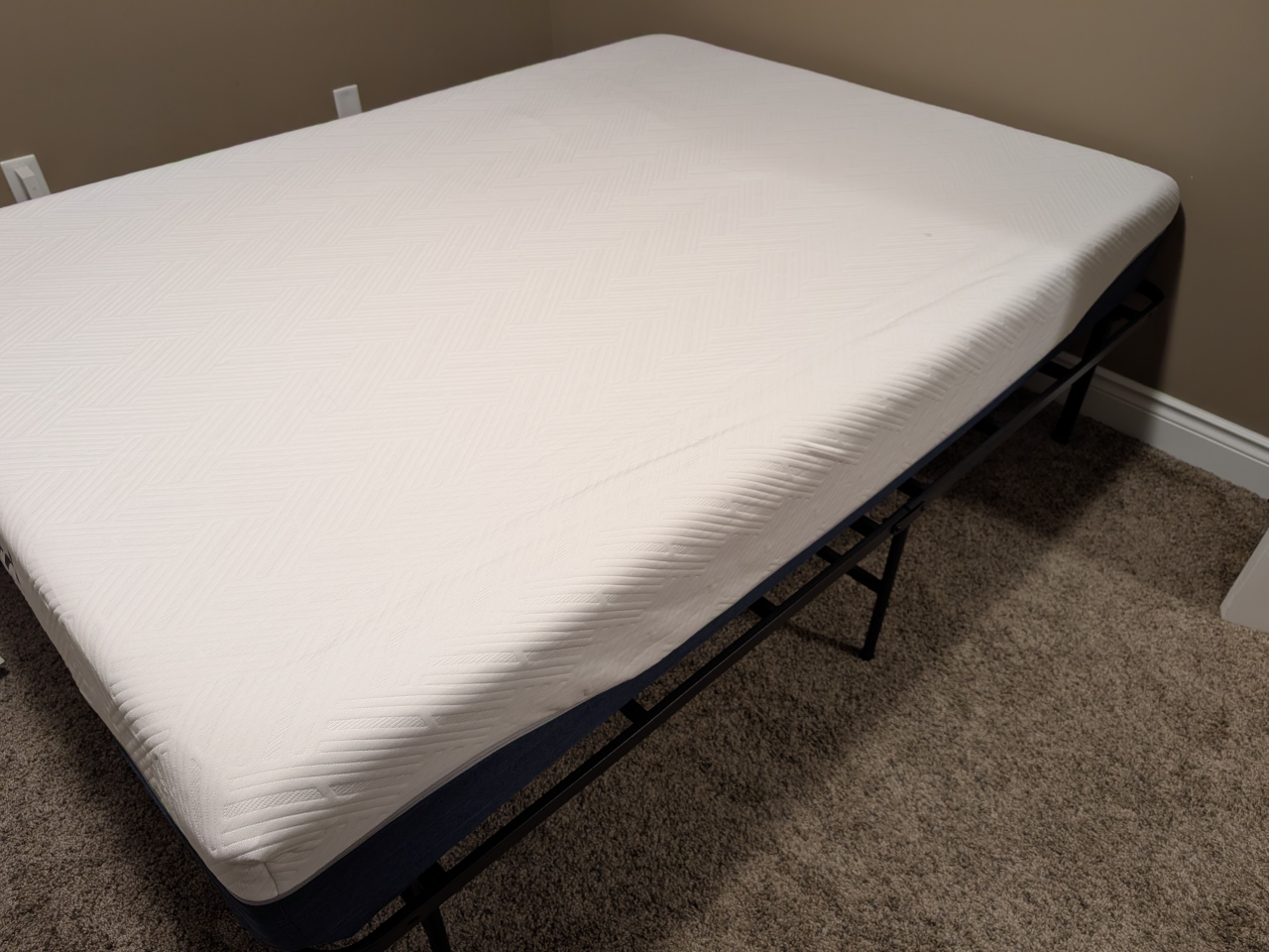 Full-Size Metal Bed Frame and mattress