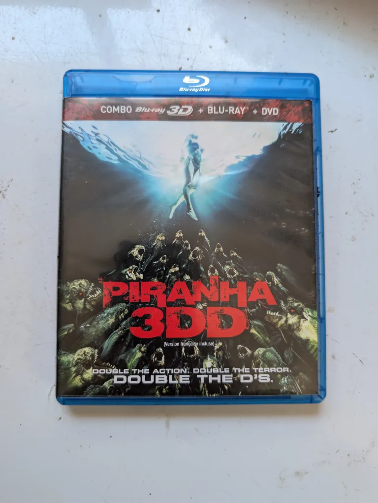 Piranha 3DD Blu-ray 3D + Blu-ray + DVD Combo Pack thumbnail