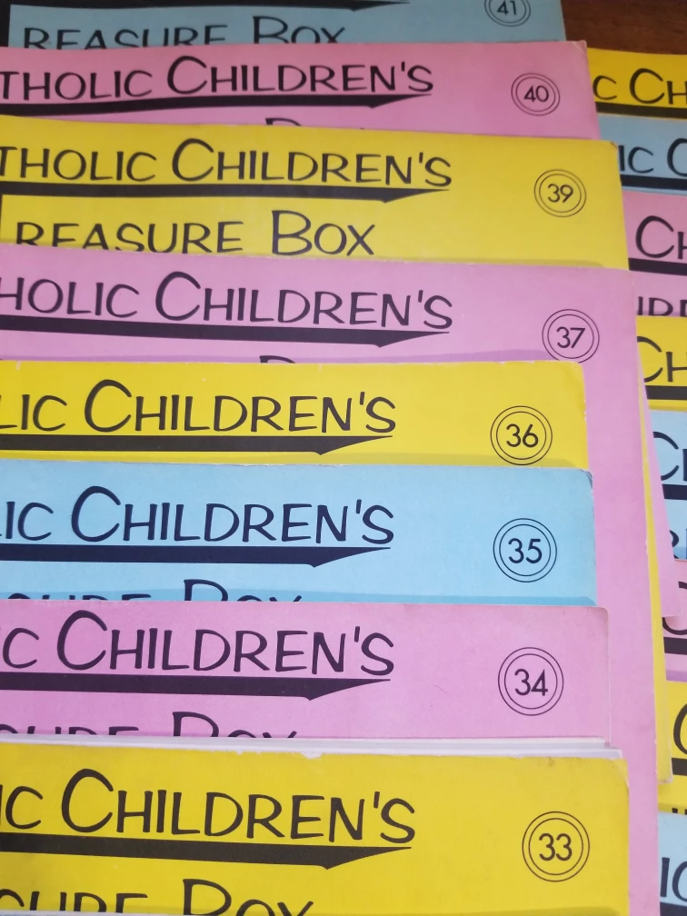 Vintage Catholic Children's Treasure Box Books (Collection) - photo 3