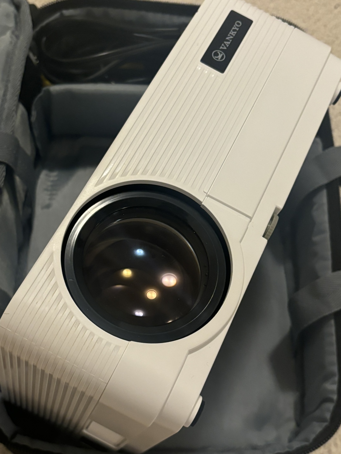 Vankyo Projector