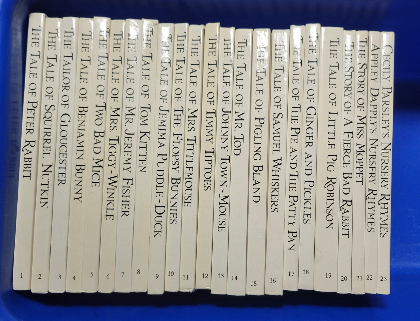 💚Complete Collection of 23 Beatrix Potter books - photo 2