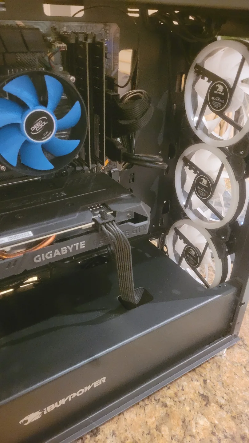 Gaming PC - Intel i7-9700F, GTX 1660 Ti, 16GB RAM image indicator(3)