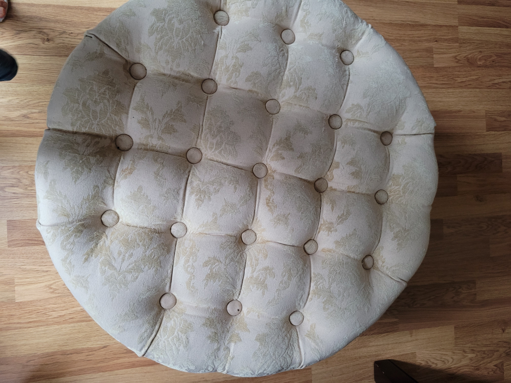 Round Tufted Storage Ottoman - photo 3