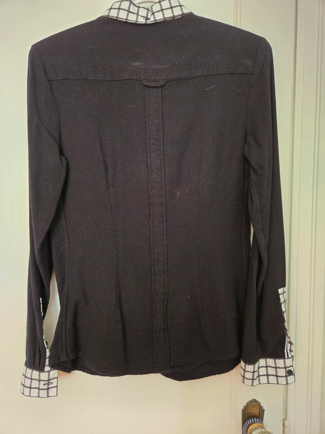 Fred Perry Black & White Long Sleeve Shirt image indicator(3)