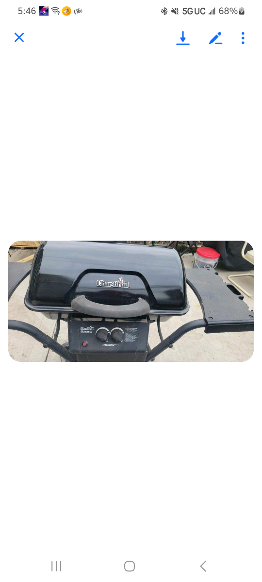 Char-Broil Classic 2-Burner Gas Grill