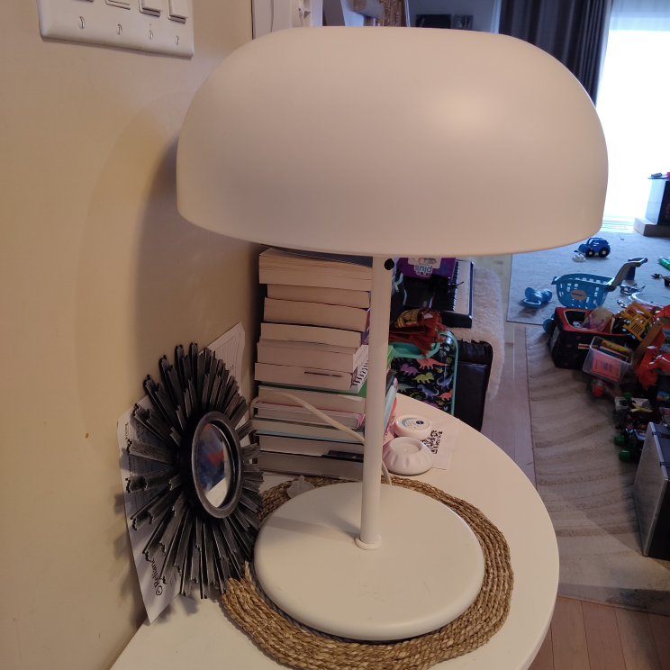 White Modern Table Lamp - photo 2