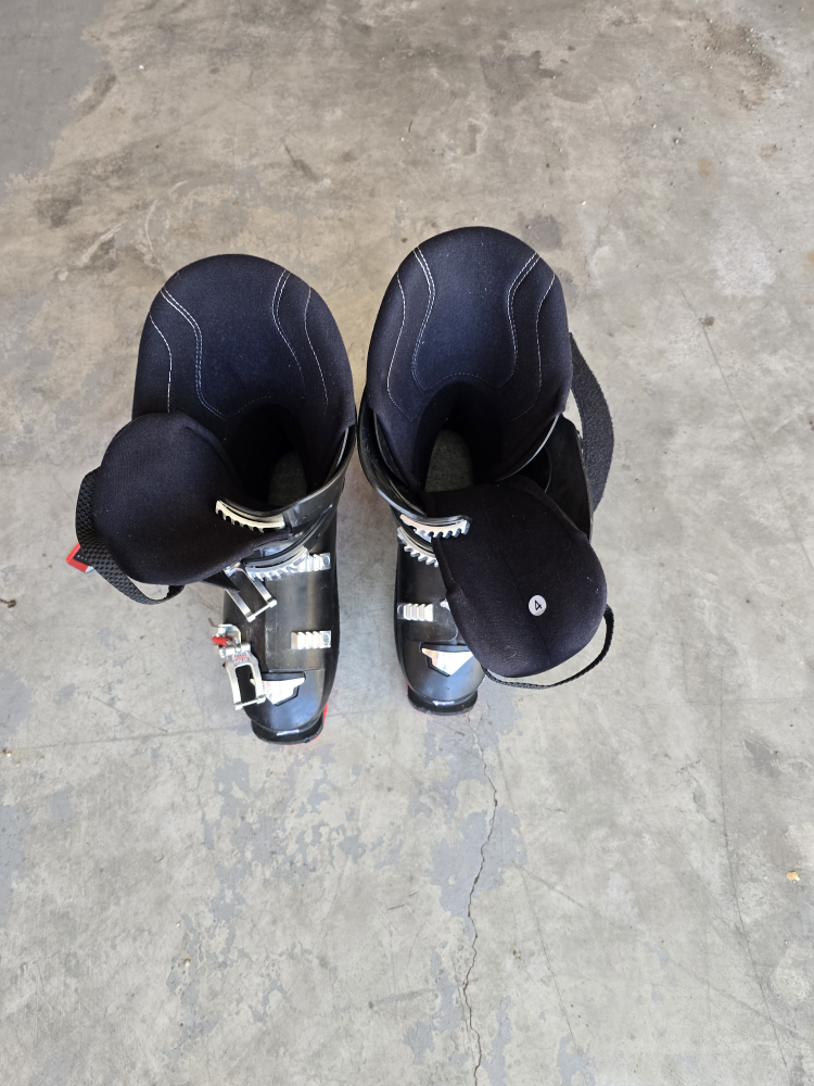 Dalbello Ski Boots - Size 285 - photo 2