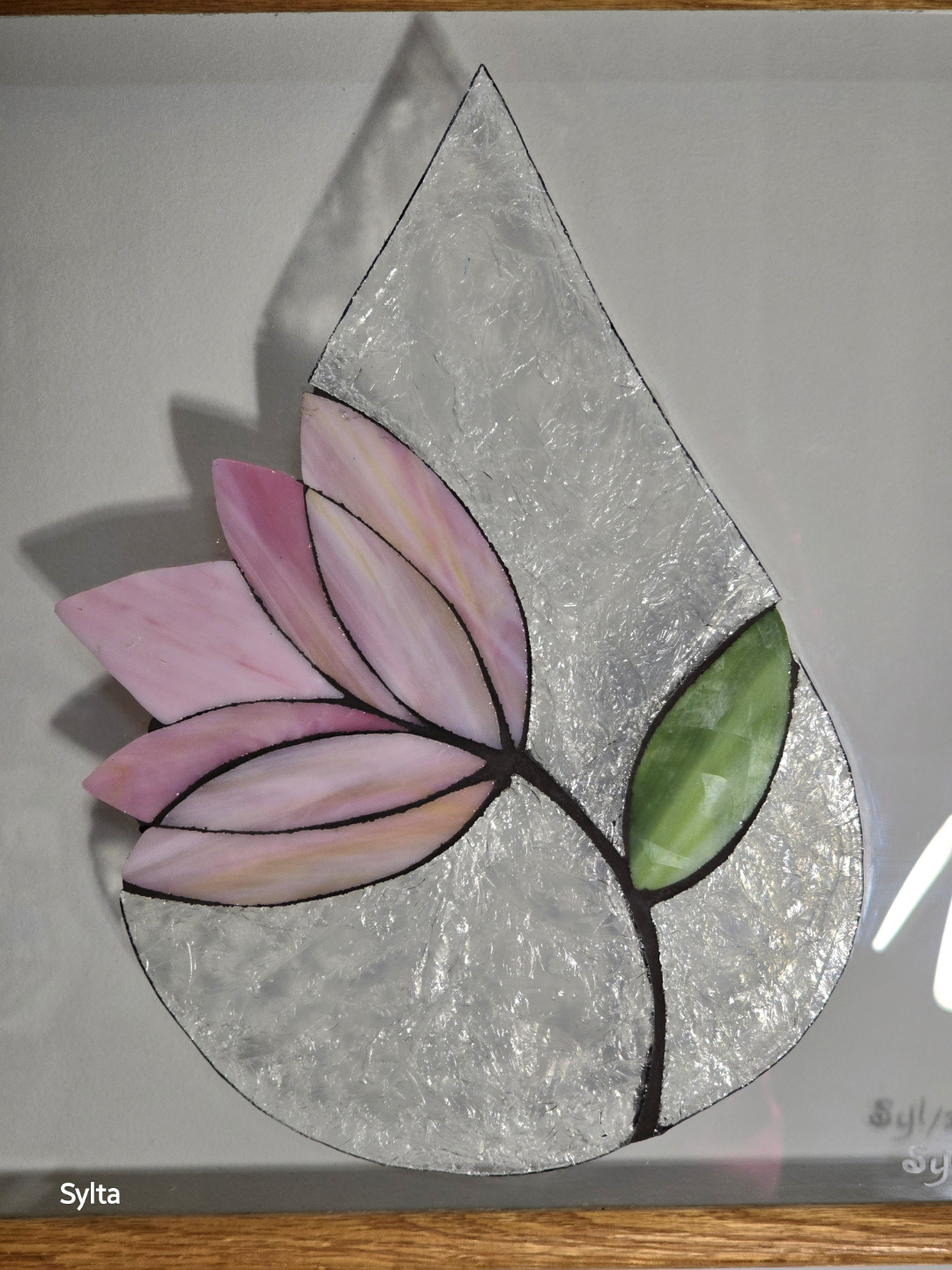 Stained Glass Teardrop Magnolia - photo 2