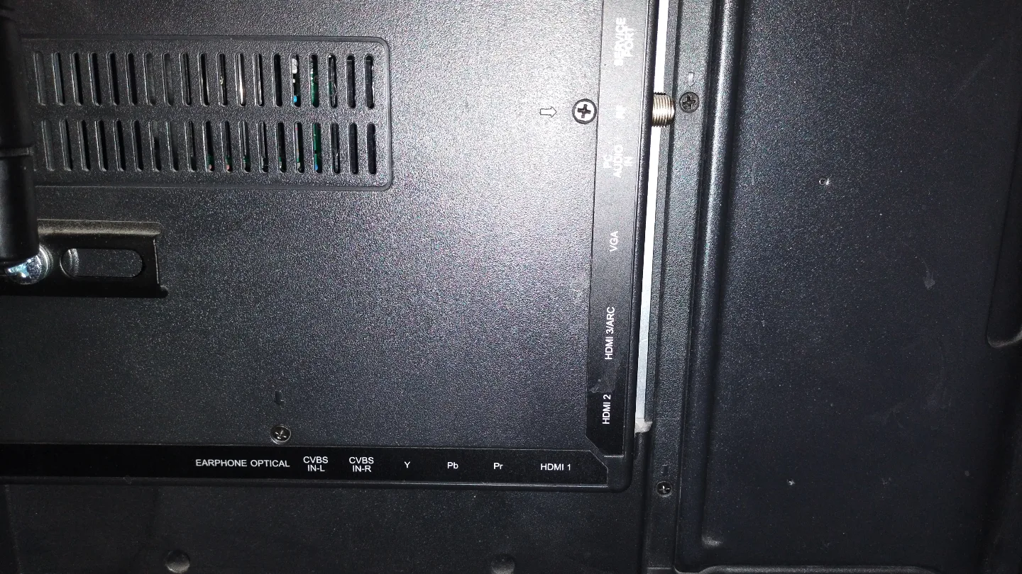 Technicolor 40 inch TV with Stand and Wall Mount image indicator(5)