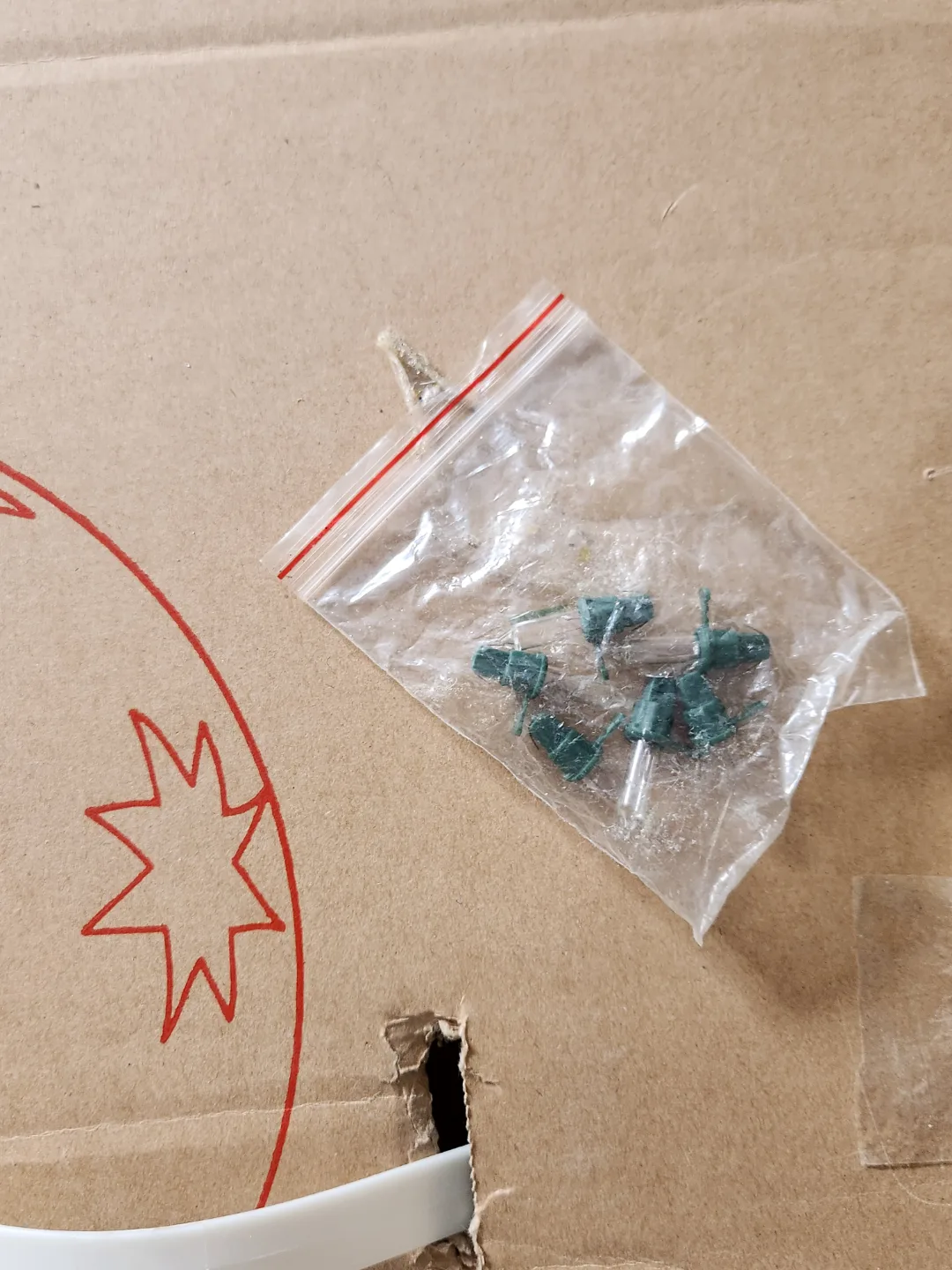 7ft Noma Artificial Christmas Tree 400 lights image indicator(4)