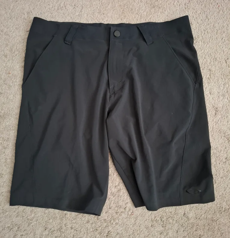 Men's Oakley Black Golf Shorts image indicator(4)