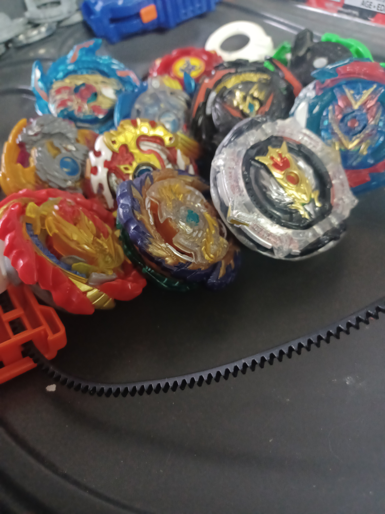 Beyblade Burst Set with Arena - photo 2