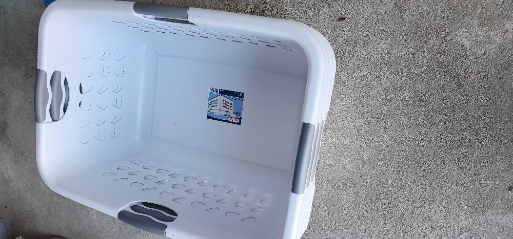 4 x Sterilite Baskets 71L - photo 2