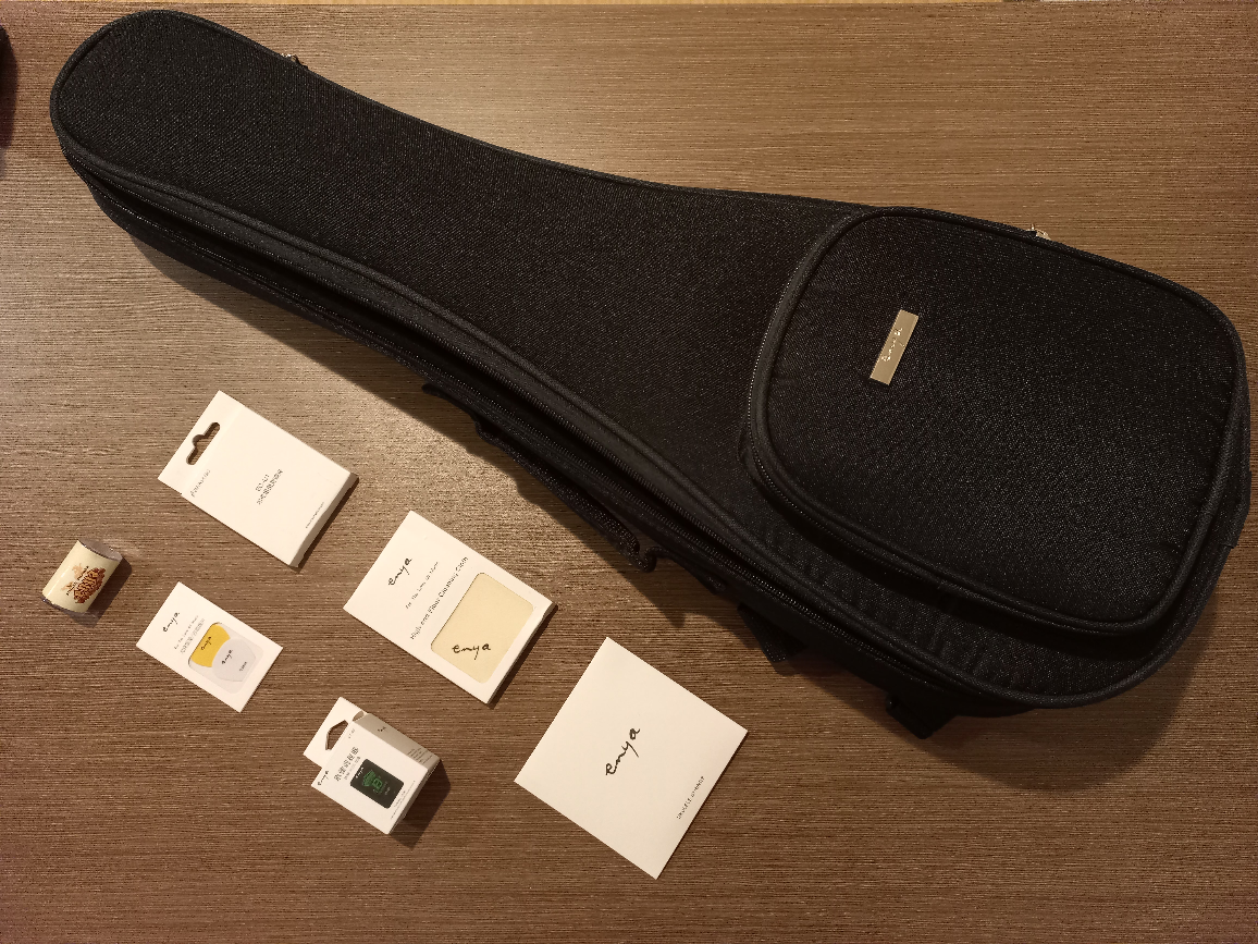 Ukulele - Concert Size - photo 2