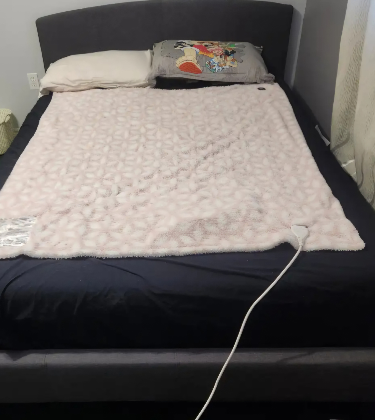 Queen Size Grey Fabric Bed Frame - photo 3