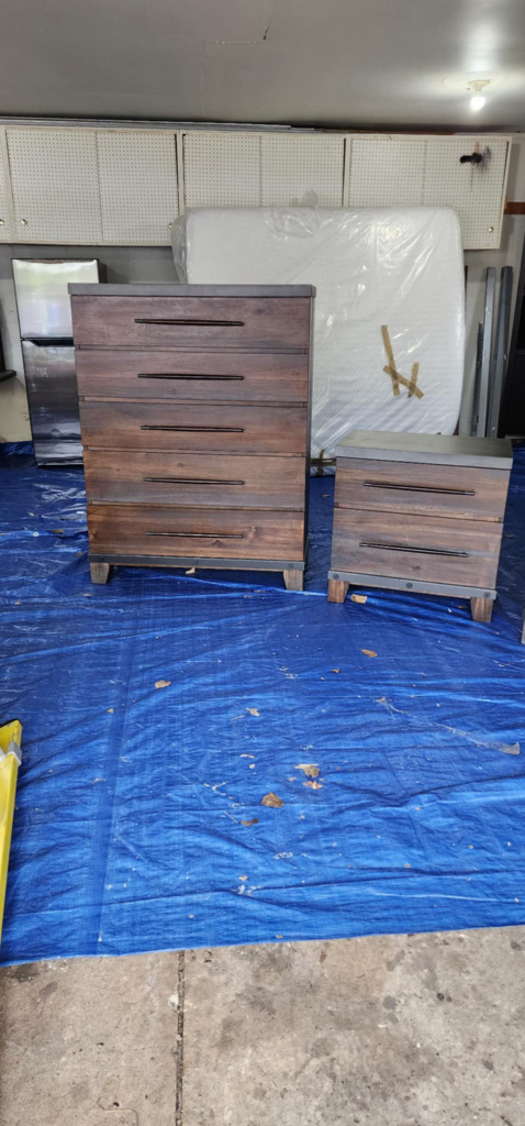 Bedroom Furniture Set - Dresser and Two Nightstands - photo 4