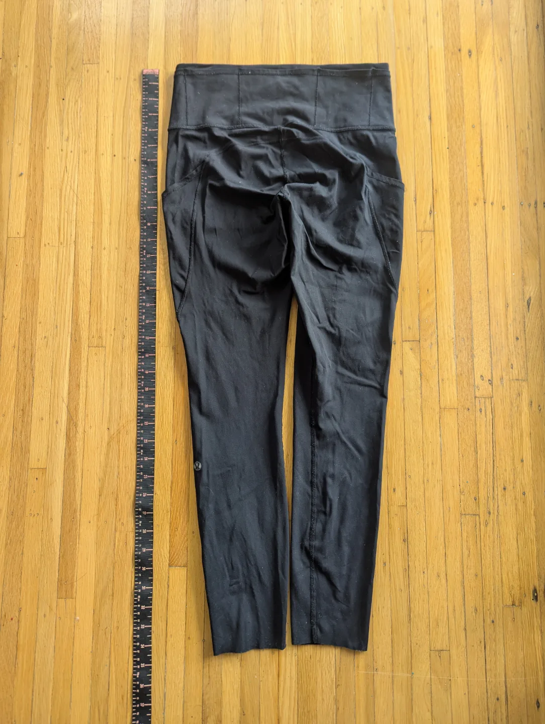 Lululemon Black Fast and Free 7/8 Leggings - Size 6 image indicator(5)