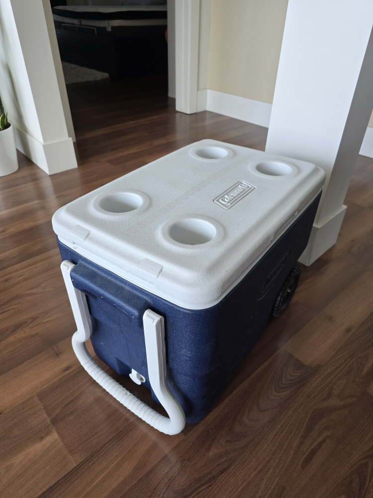 Coleman Rolling Cooler - photo 4