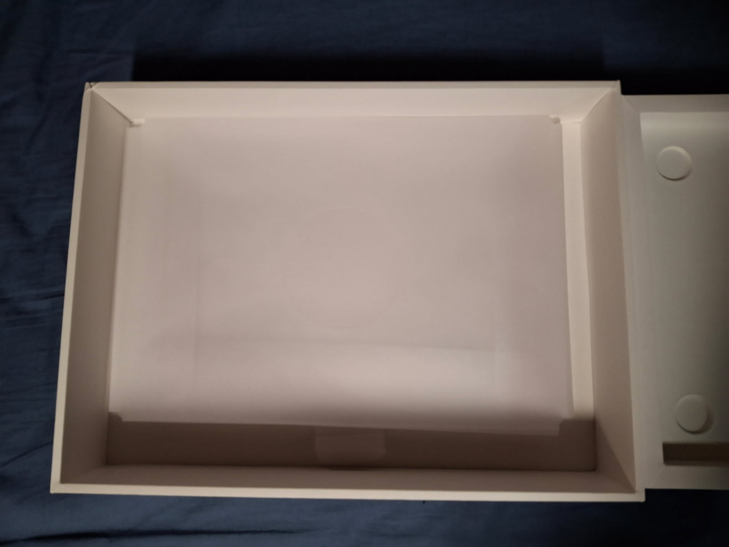 New Apple MacBook Pro Box Only - photo 3