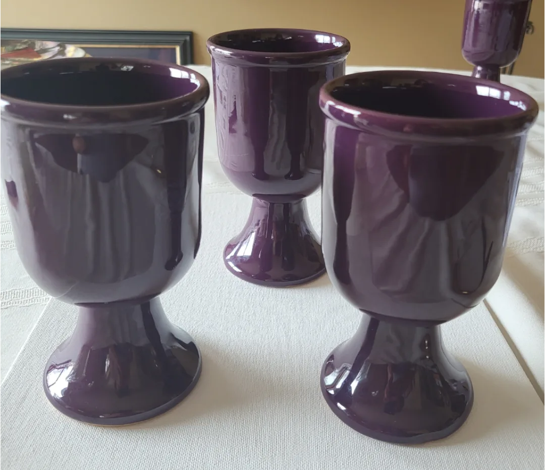 Set of three MammaRo goblets thumbnail