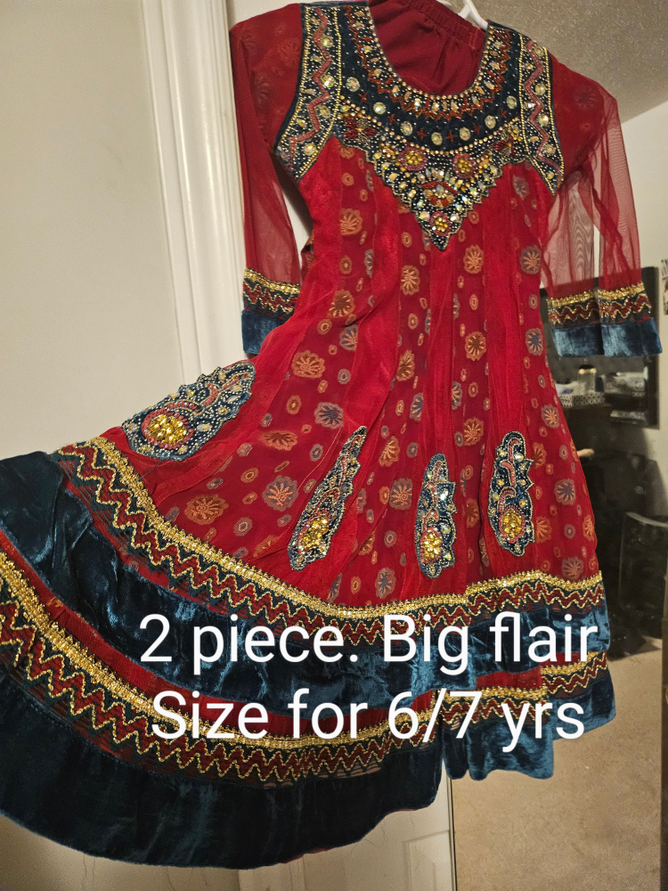 Girls' Red & Teal Two-Piece Suit, Size 6/7