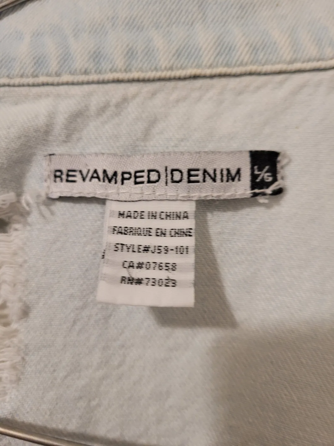 Revamped Denim Light Wash Distressed Cold Shoulder Jacket Size L image indicator(3)