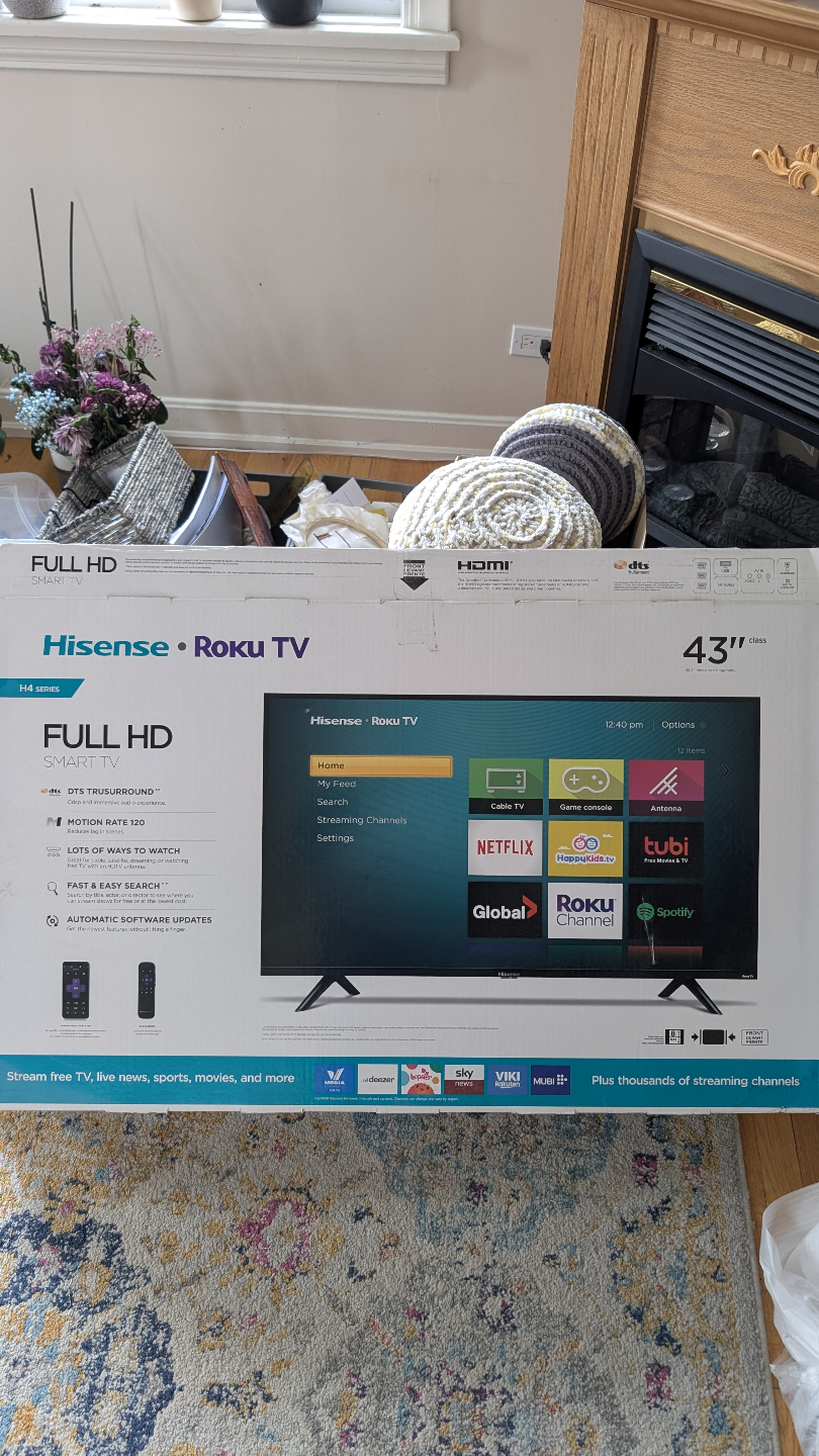 43" Hisense Roku TV Full HD - photo 3