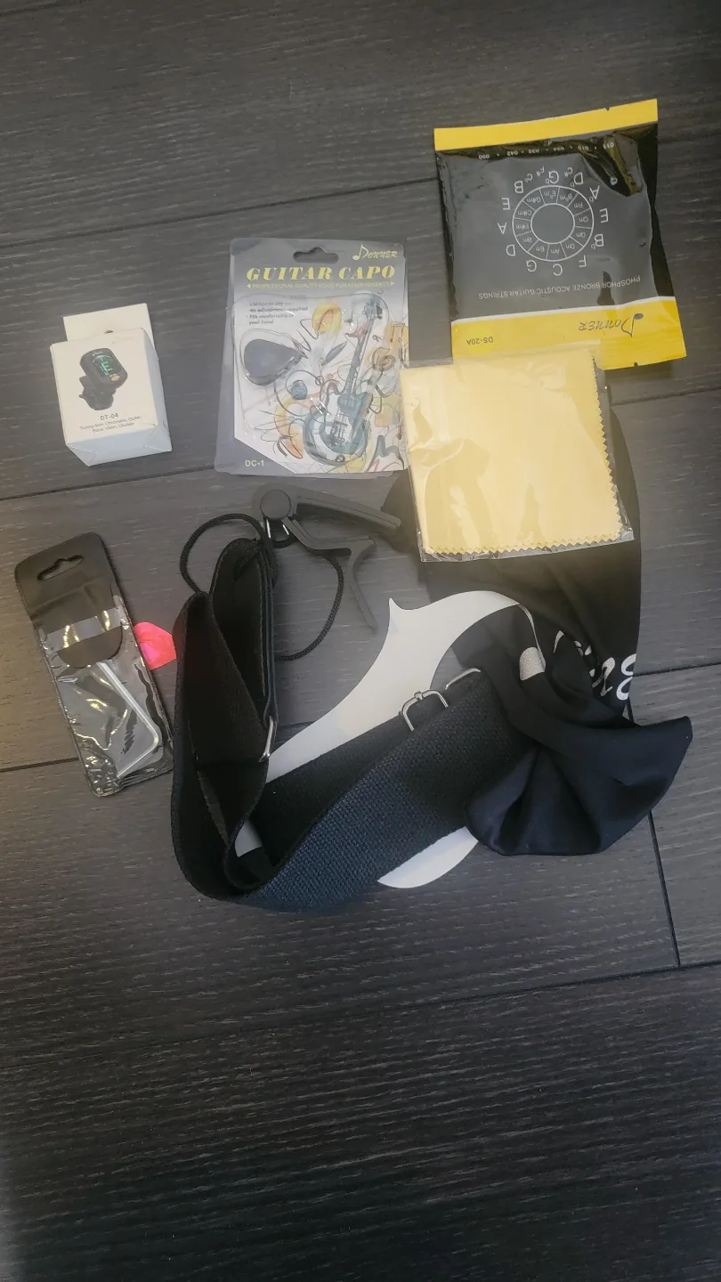 Donner Acoustic Guitar + Bag + Tools image indicator(5)