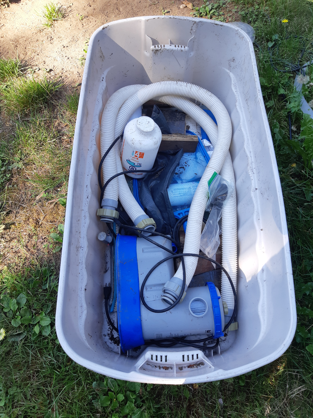 Bestway Outdoor Pool - photo 4