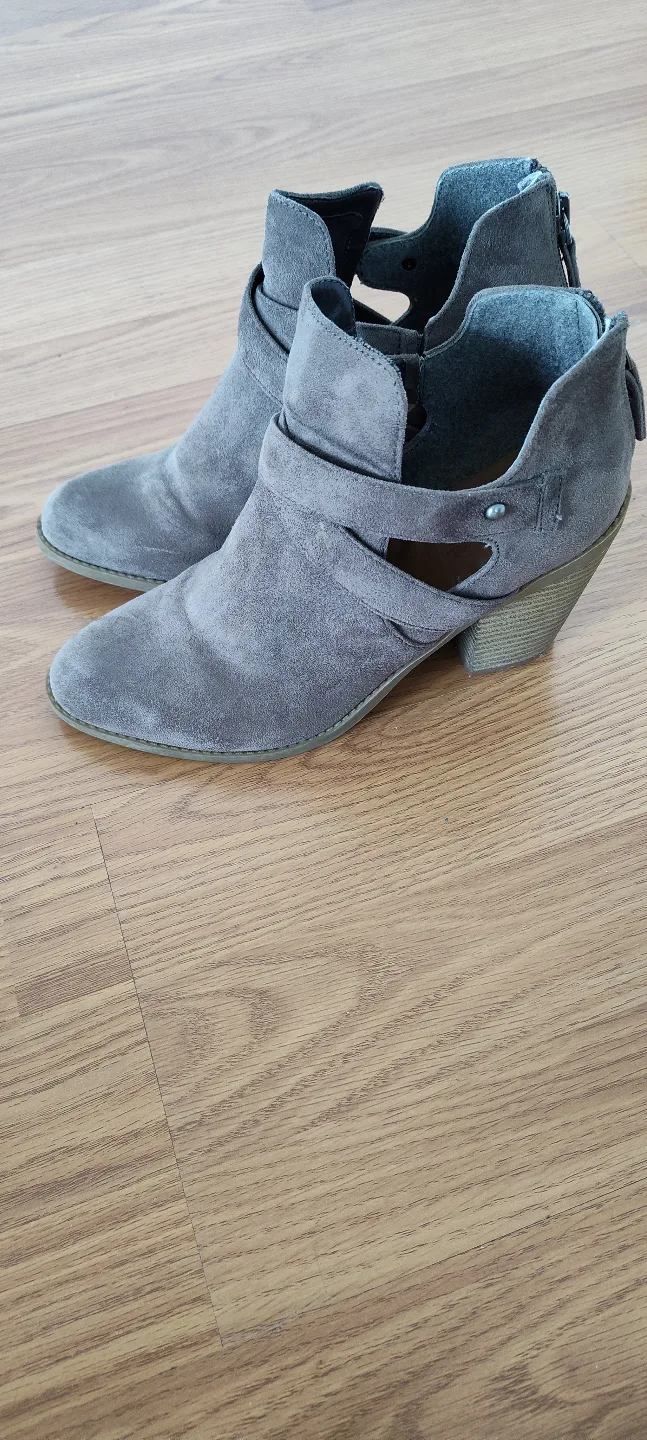 Indigo Rd. Grey Suede Ankle Boots image indicator(2)