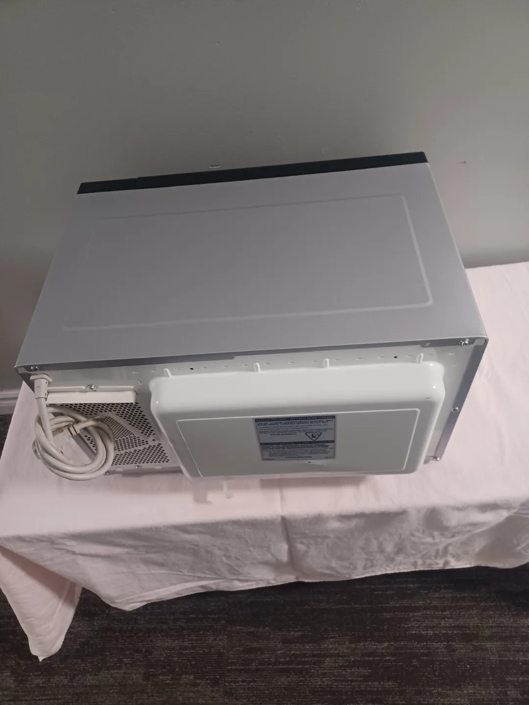 Panasonic 1200W countertop microwave image indicator(3)