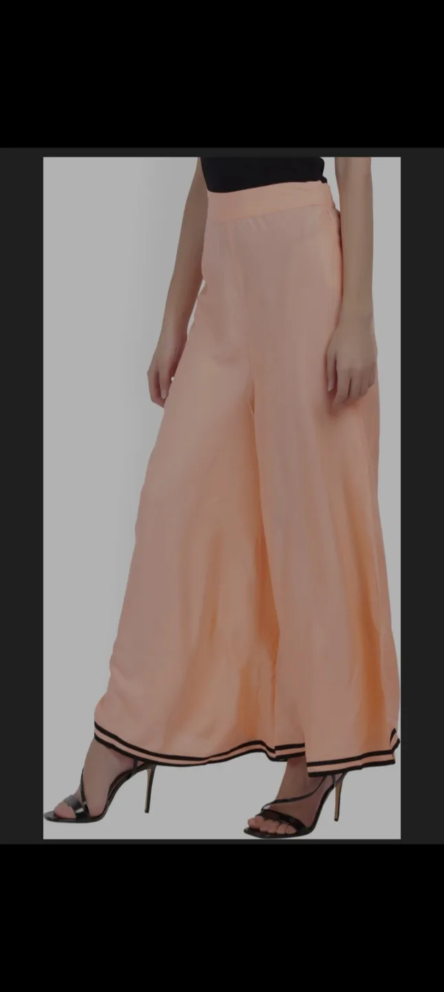 BRAND NEW Women's Palazzo/wide legged Pants 💚 image indicator(3)