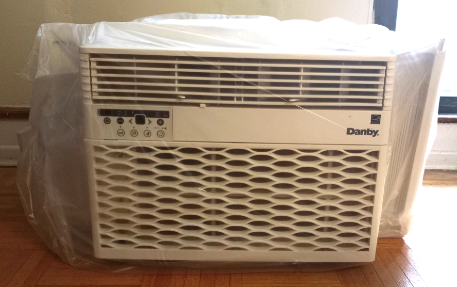 Danby window air conditioner, 12000 BTU, with cover