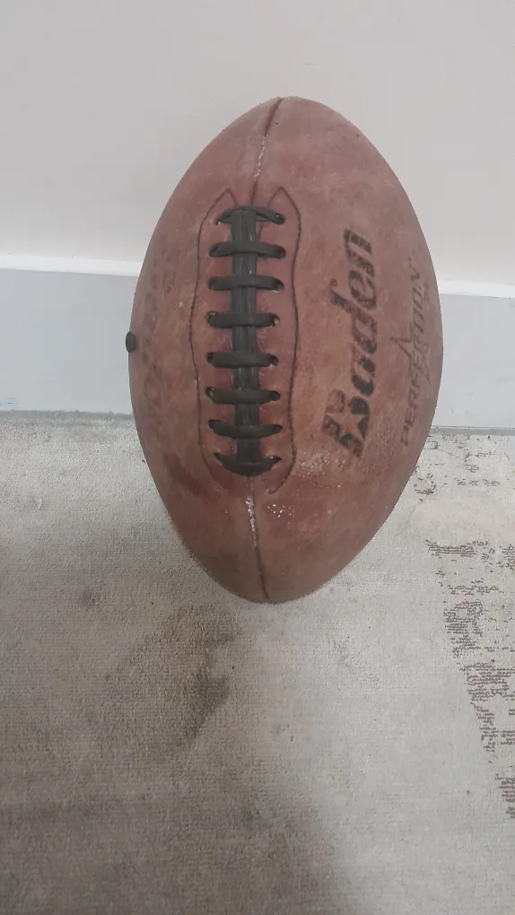 Vintage Spalding Pee Wee Football thumbnail