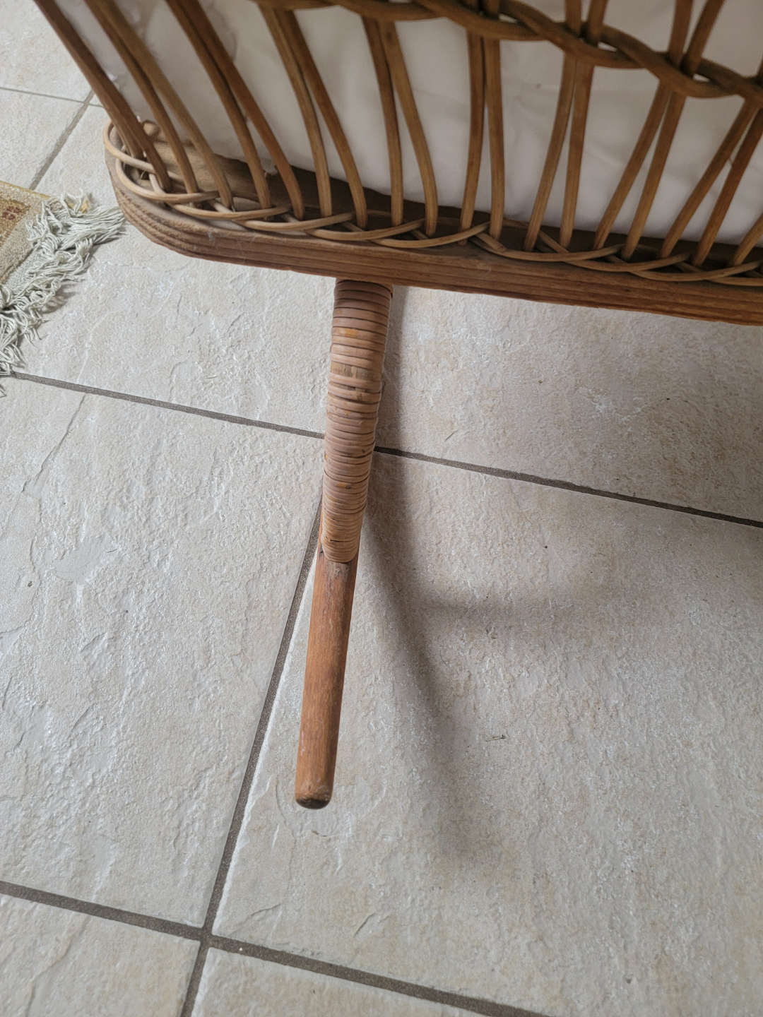 antique Wicker Rocking Baby Bassinet - photo 5
