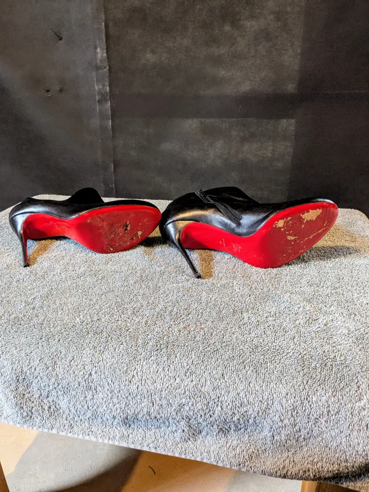 Christian Louboutin Black Leather Ankle Boots image indicator(2)