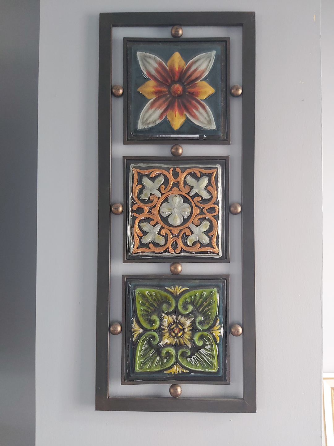 Three-piece decorative wall art
