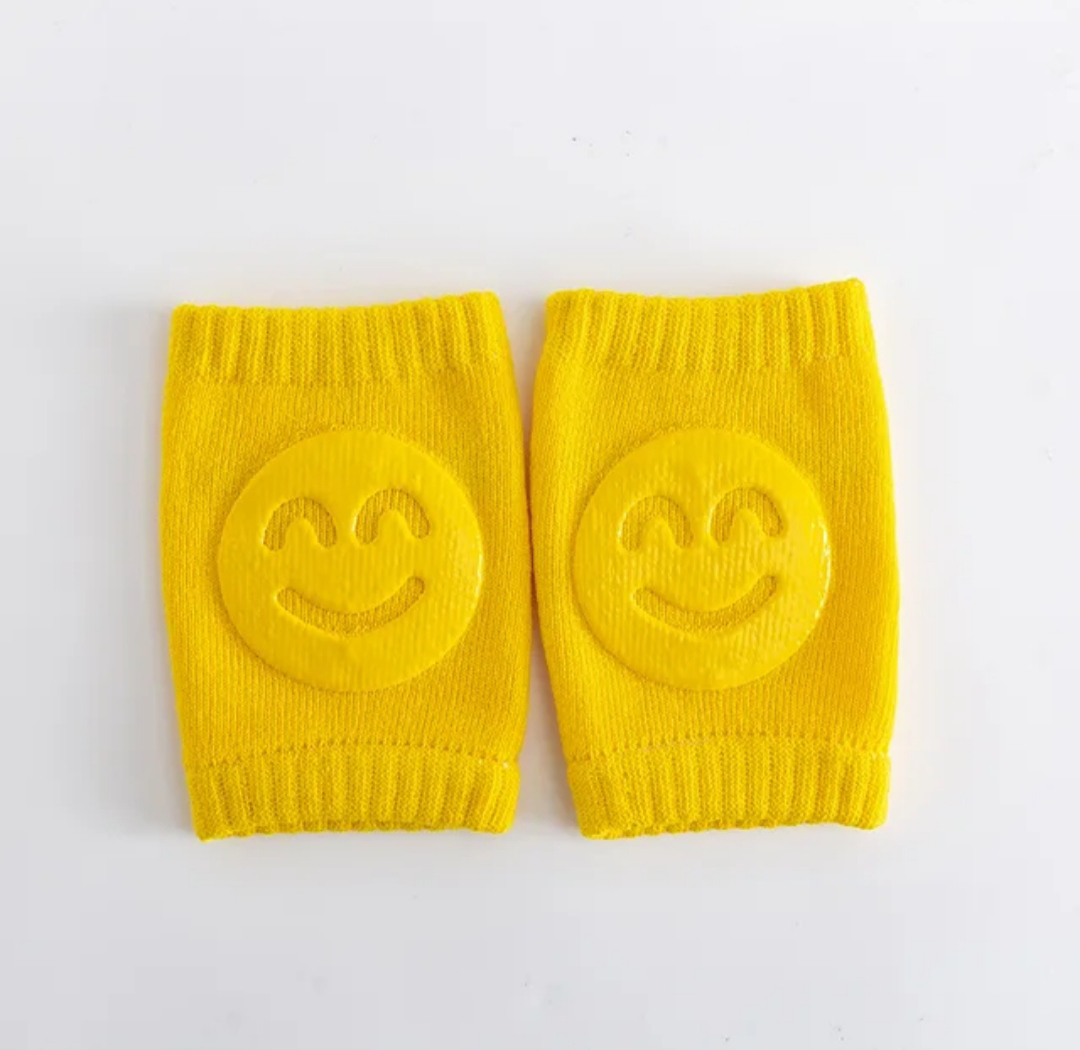 Baby Knee Pads - Soft Knitted with Smiley Face Design - photo 3