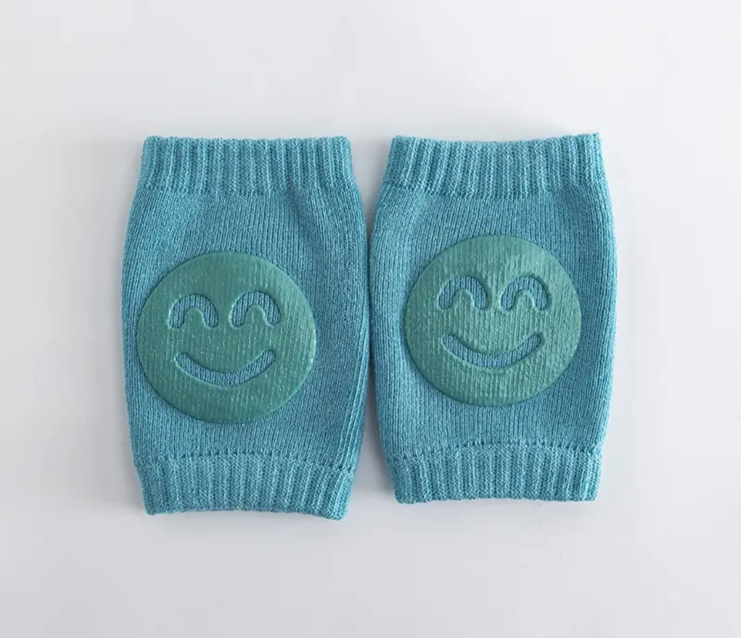 Baby Knee Pads - Soft Knitted with Smiley Face Design - photo 4