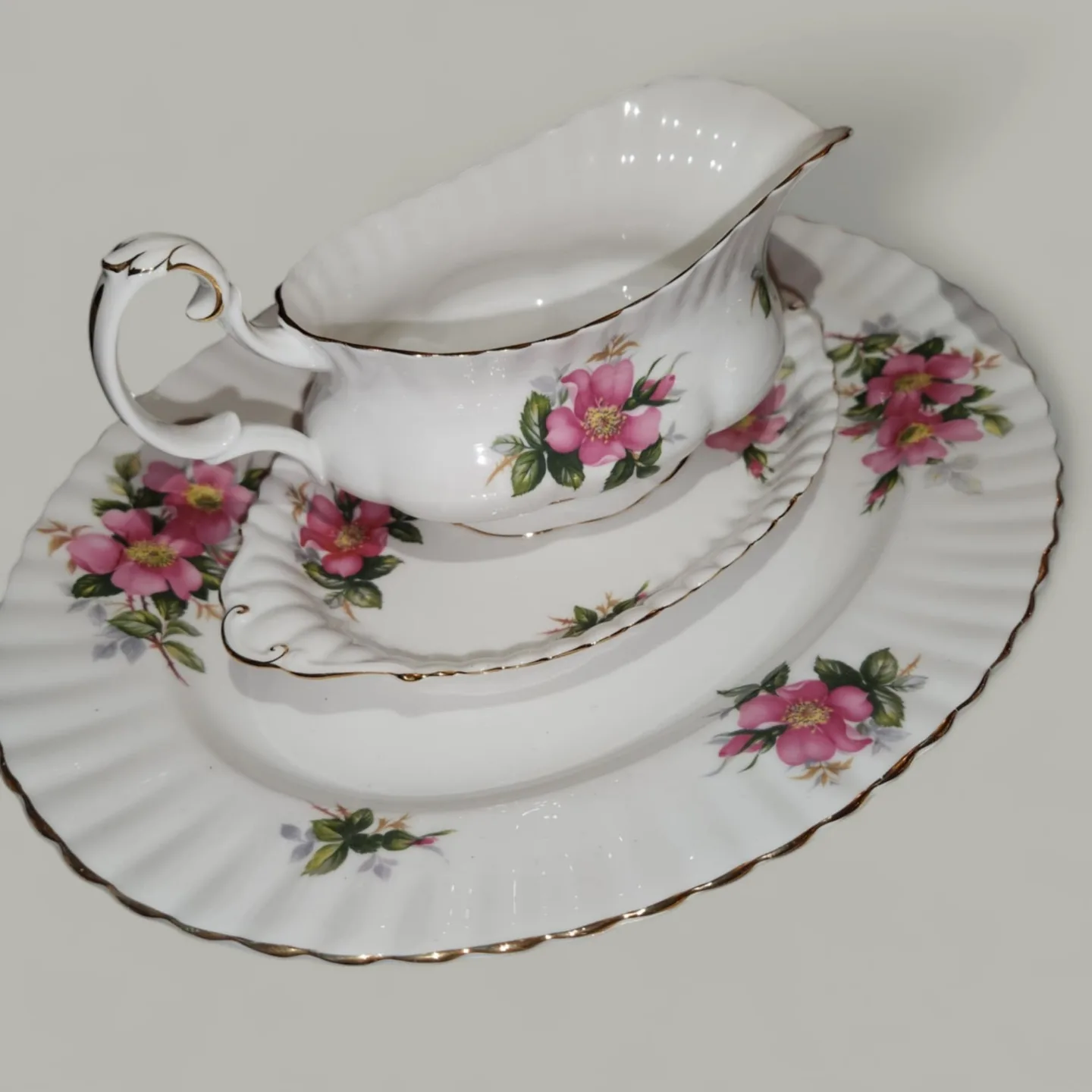 Vintage Royal Albert Old Country Roses Tea Set image indicator(6)