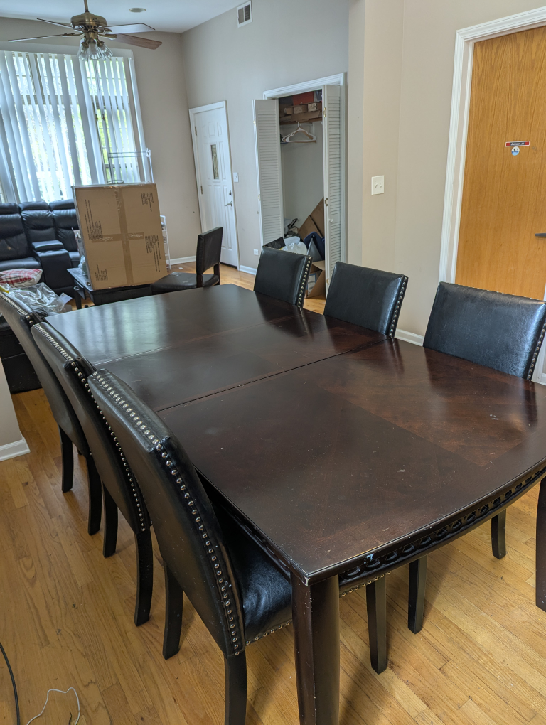 Dining table with 6 chairs. - photo 5