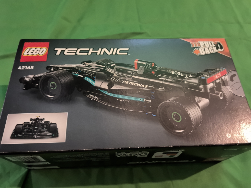 LEGO Technic Mercedes-AMG F1 W14 Pull-Back Racing Car 42165 - photo 2