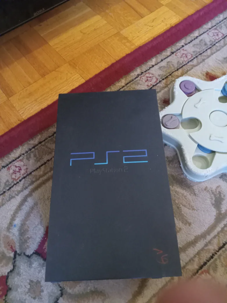 PlayStation 2 Console with Controller image indicator(4)