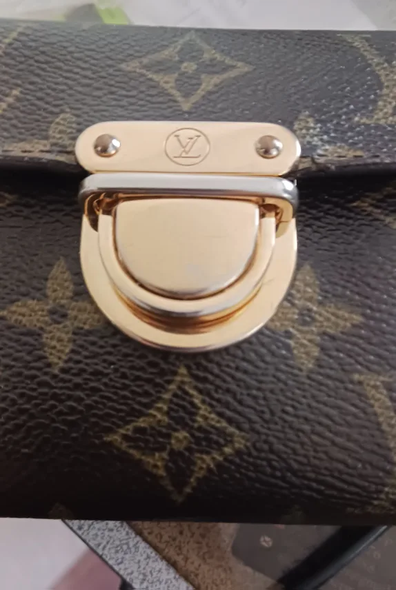 Authentic Louis Vuitton Monogram Canvas Wallet image indicator(2)