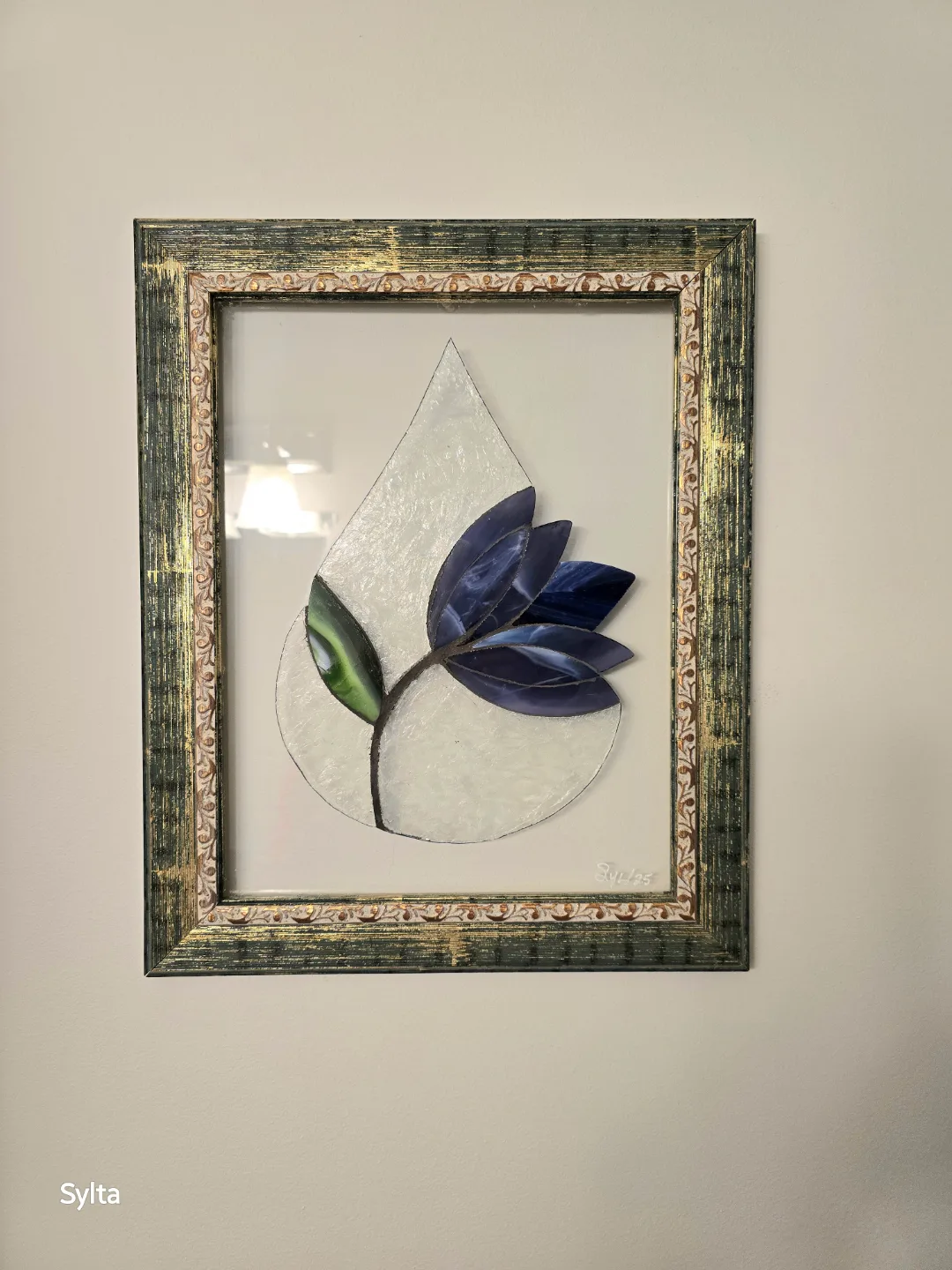Framed Stained Glass Flower Artwork image indicator(3)