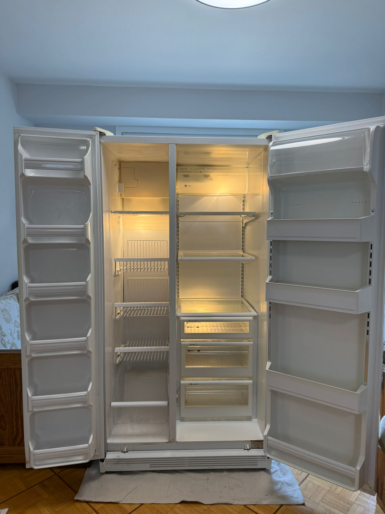 GE Side-by-Side Refrigerator
