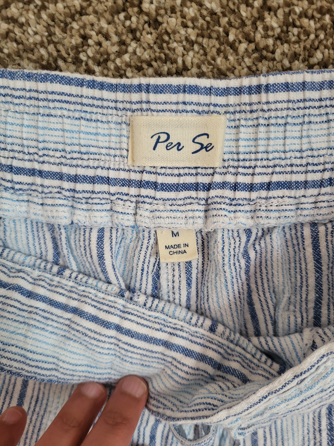 Per Se Women's Size Medium Blue and White Striped Shorts - photo 2