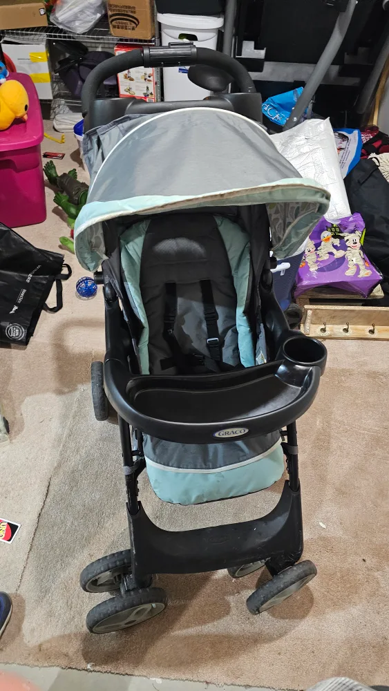 Graco Snugride 30 Stroller and Car Seat Set thumbnail